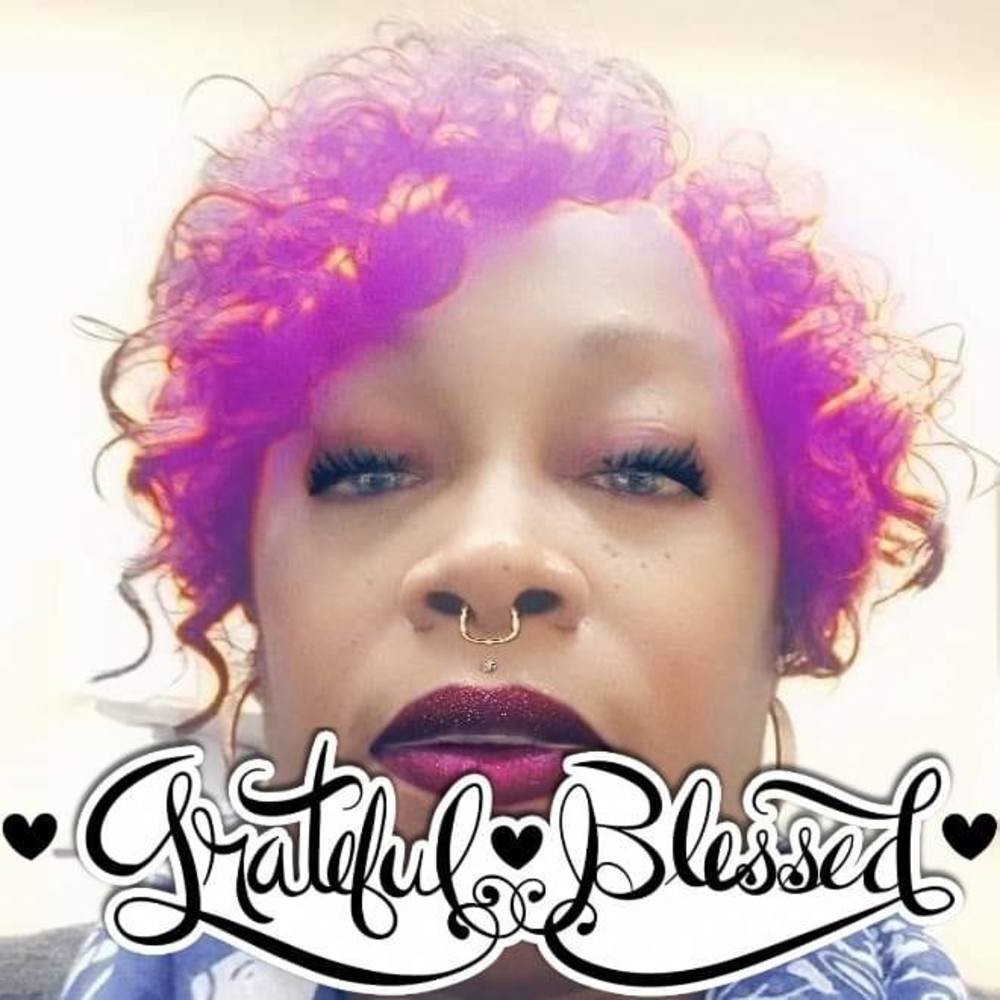 Meet your Posher, Leondra